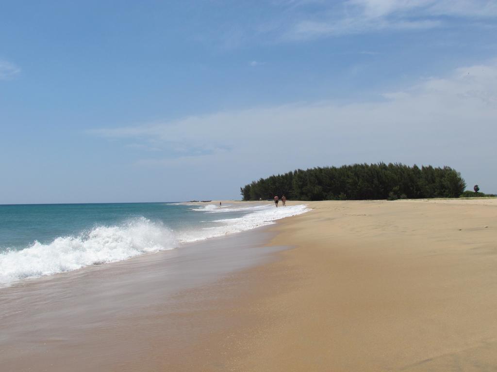 Lord Of The Forest Hotel Batticaloa Exterior foto