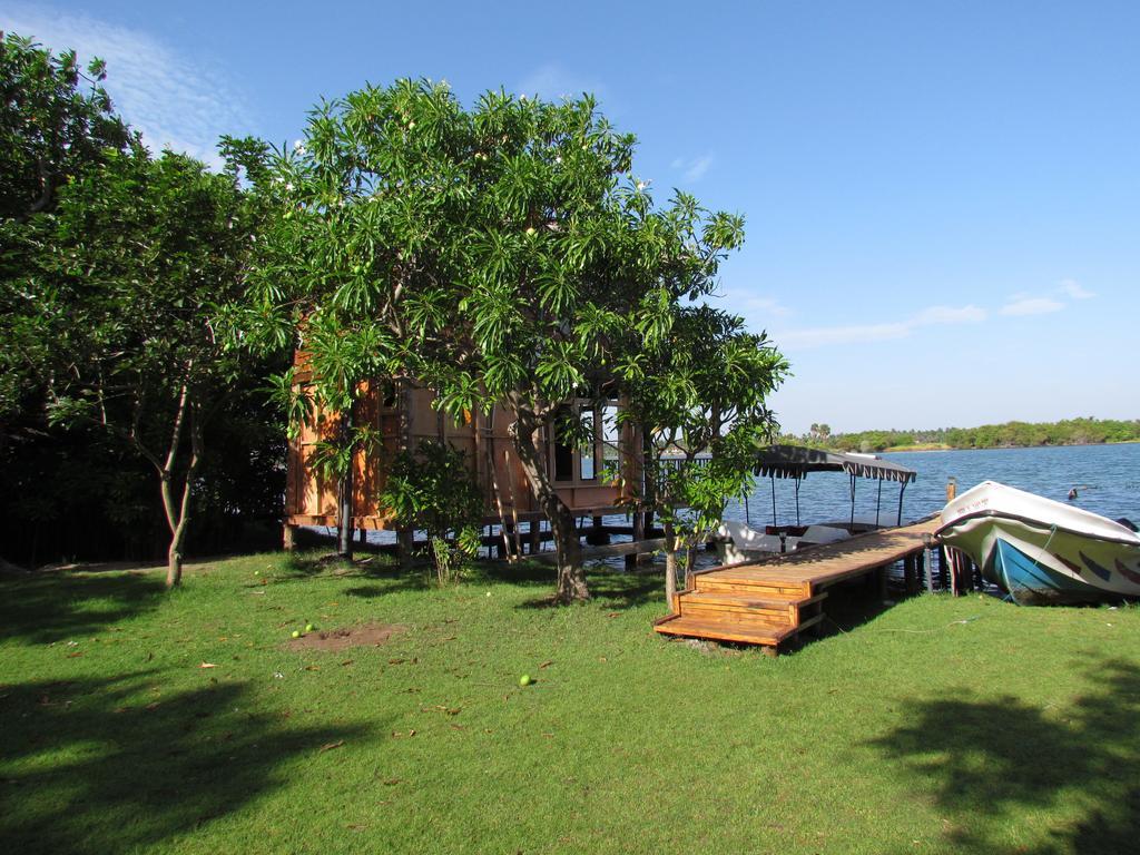 Lord Of The Forest Hotel Batticaloa Habitación foto